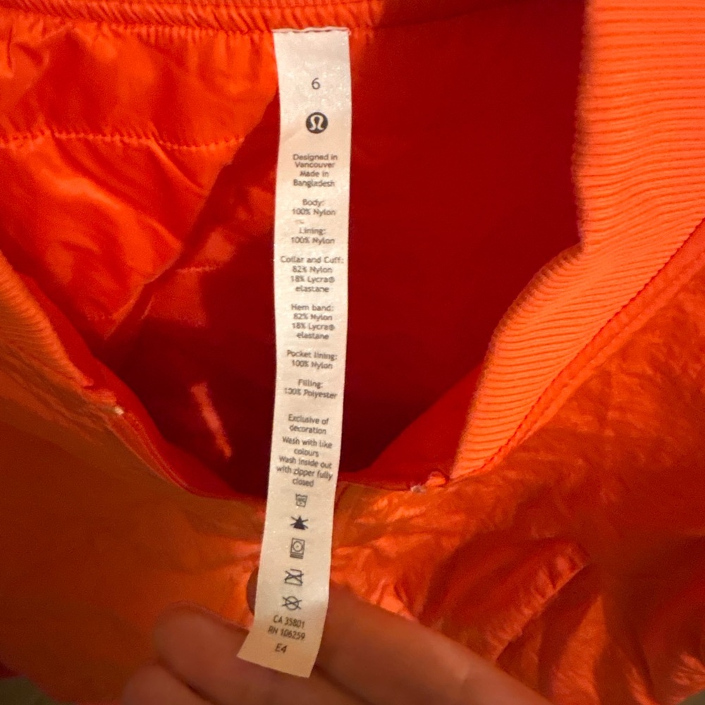 Lululemon Reversible Non-stop Bomber Jacket in Autumn Red - Picture 4 of 6